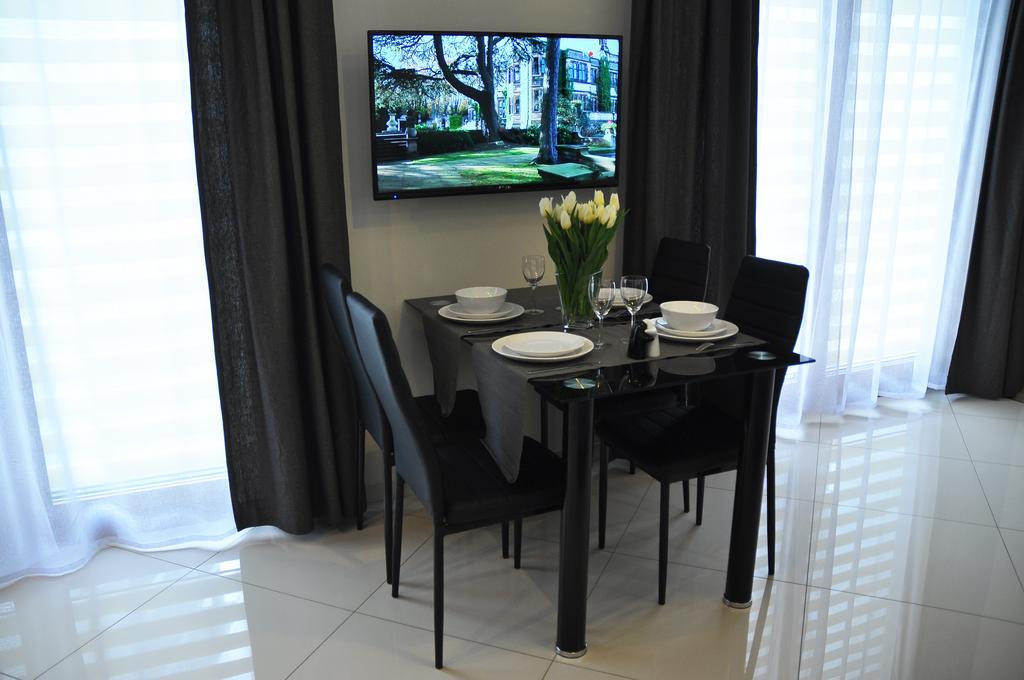 Moko Apartment Parking W Cenie Warsawa Bagian luar foto