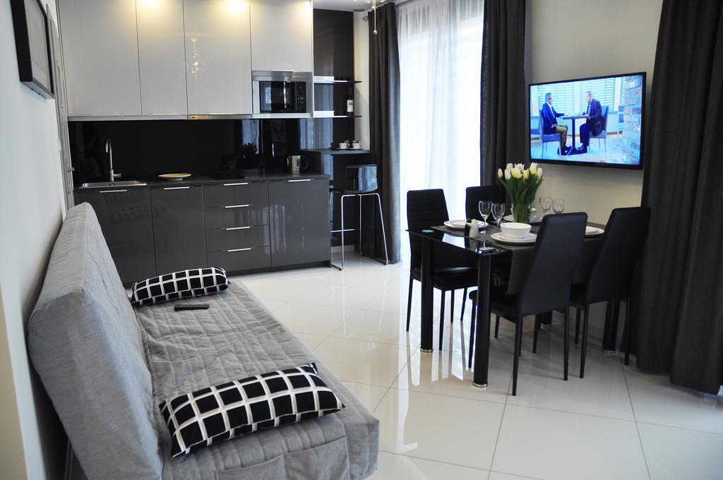 Moko Apartment Parking W Cenie Warsawa Bagian luar foto