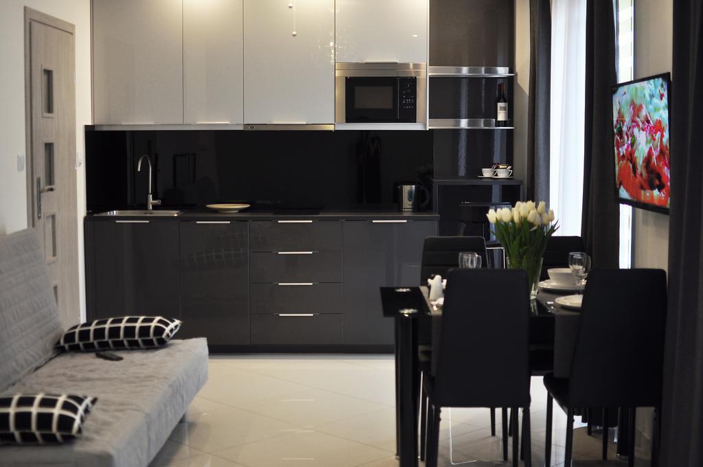 Moko Apartment Parking W Cenie Warsawa Bagian luar foto