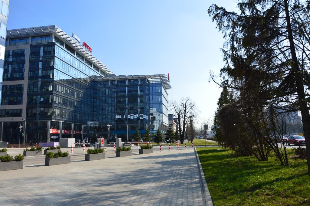 Moko Apartment Parking W Cenie Warsawa Bagian luar foto