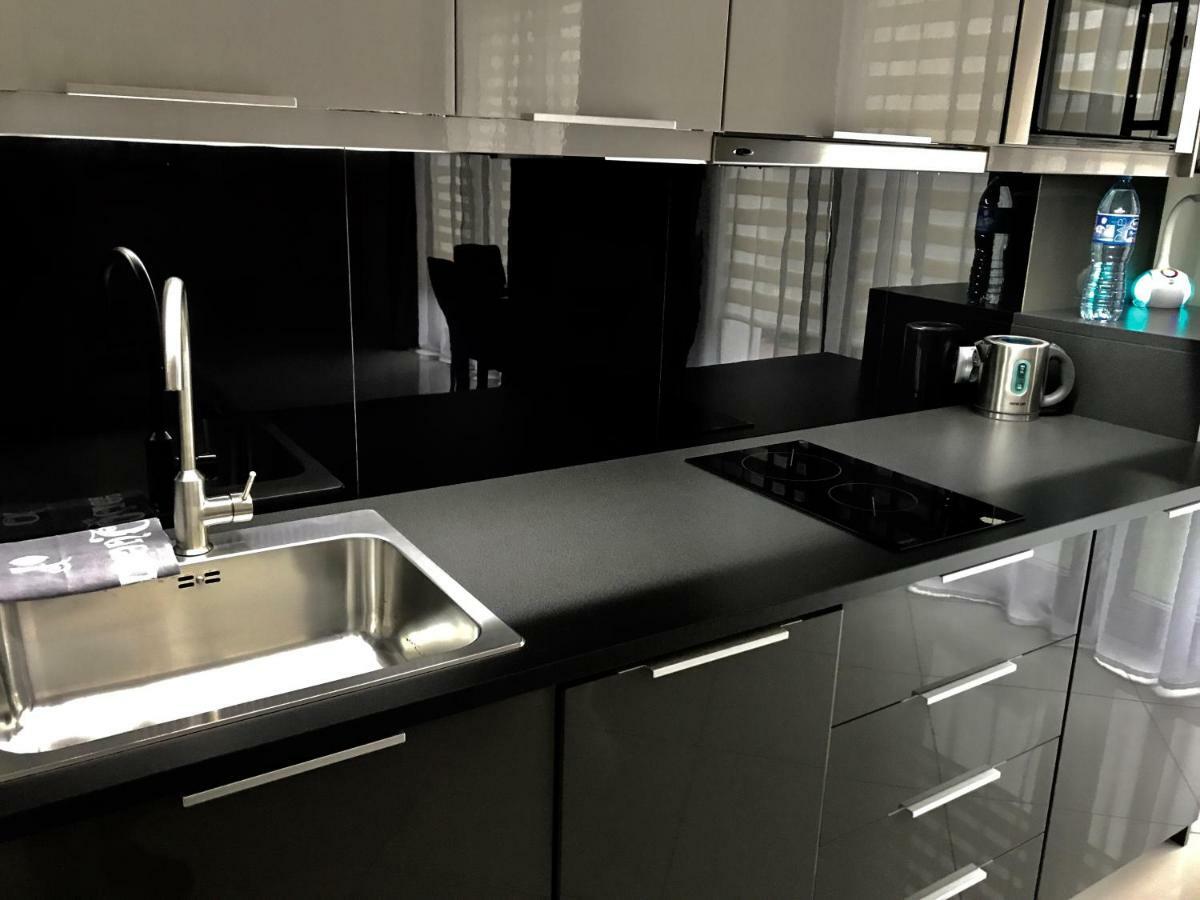 Moko Apartment Parking W Cenie Warsawa Bagian luar foto
